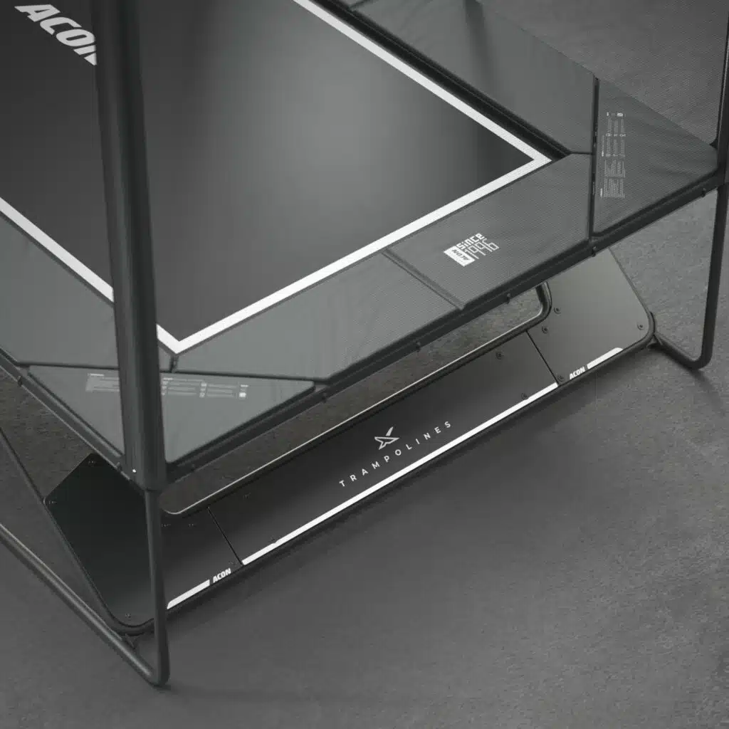 ACON-X-17-Black-Detail-Leg-Panels